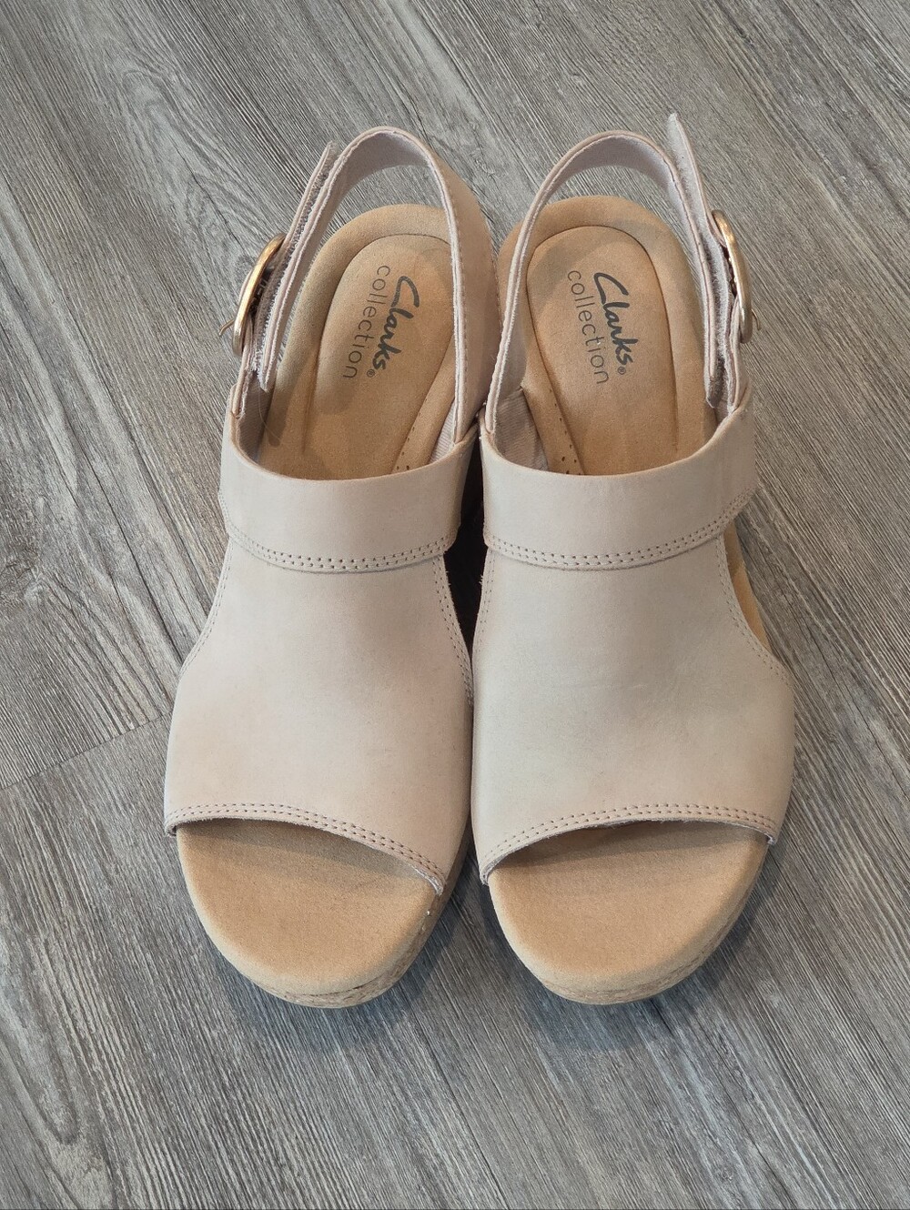 Clarks Collection Shoes Womens Sz 9.5 Giselle Sea Tan Ankle Strap Heels - Picture 3 of 13